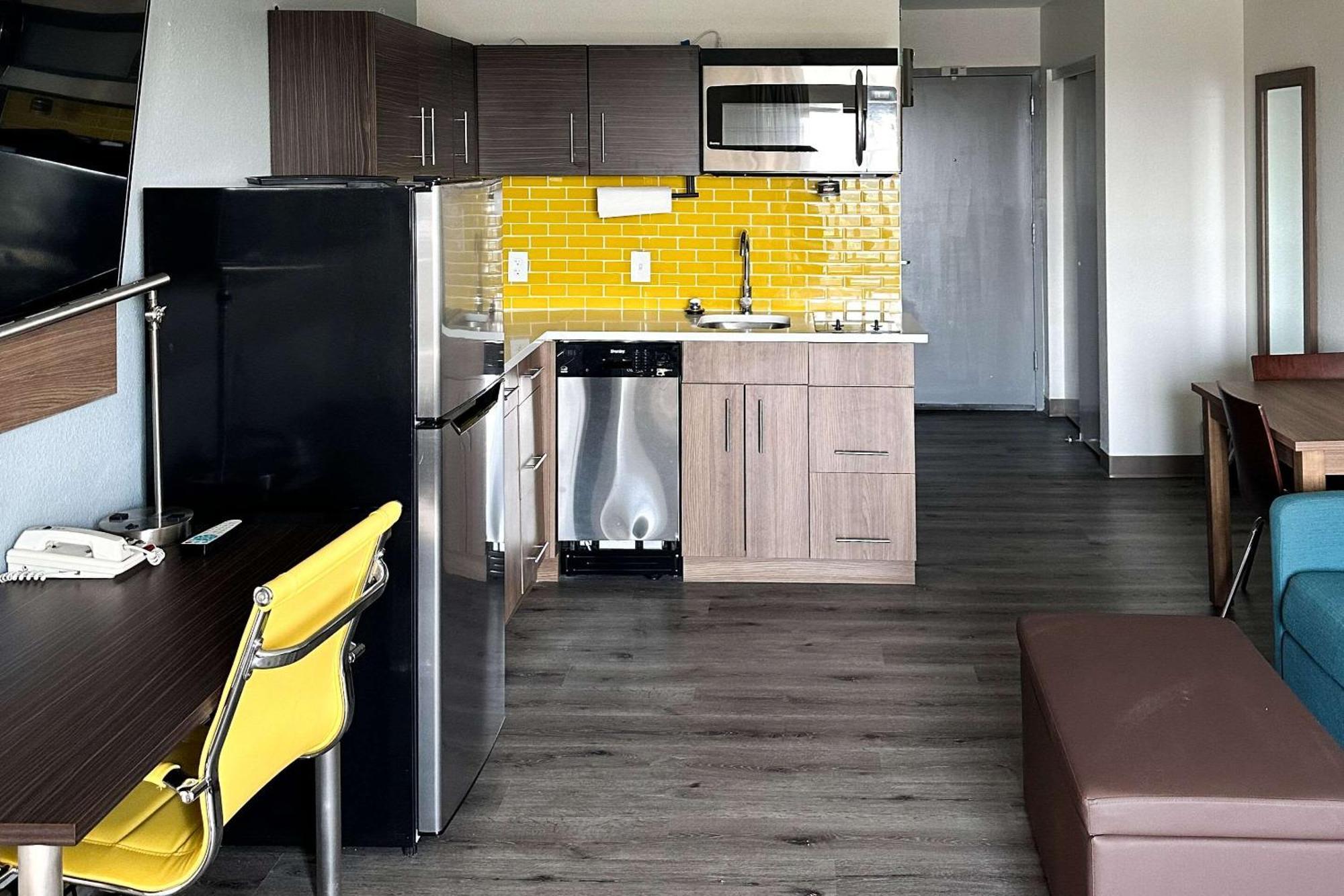 Mainstay Suites Conover-Hickory Екстериор снимка